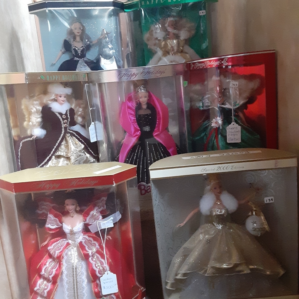 BARBIE'S!!!